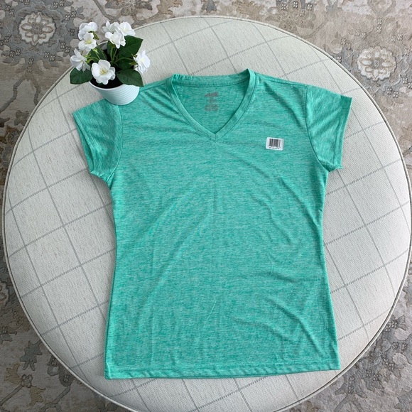 Avis Large‎ Workout Top - Picture 2 of 4